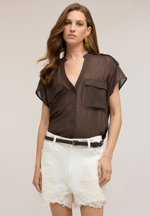 Motivi, CAMICIA LAMINATA CON TASCHE - Blusa - marrone