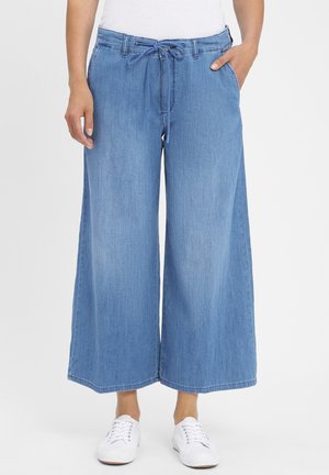 CHARLY - Flared Jeans - blue stone