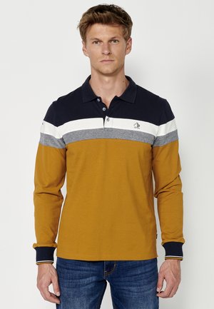 Pikkade varrukatega topp - ocre