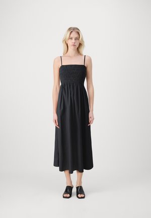 GAP SMOCKED DRESS - Denné šaty - black