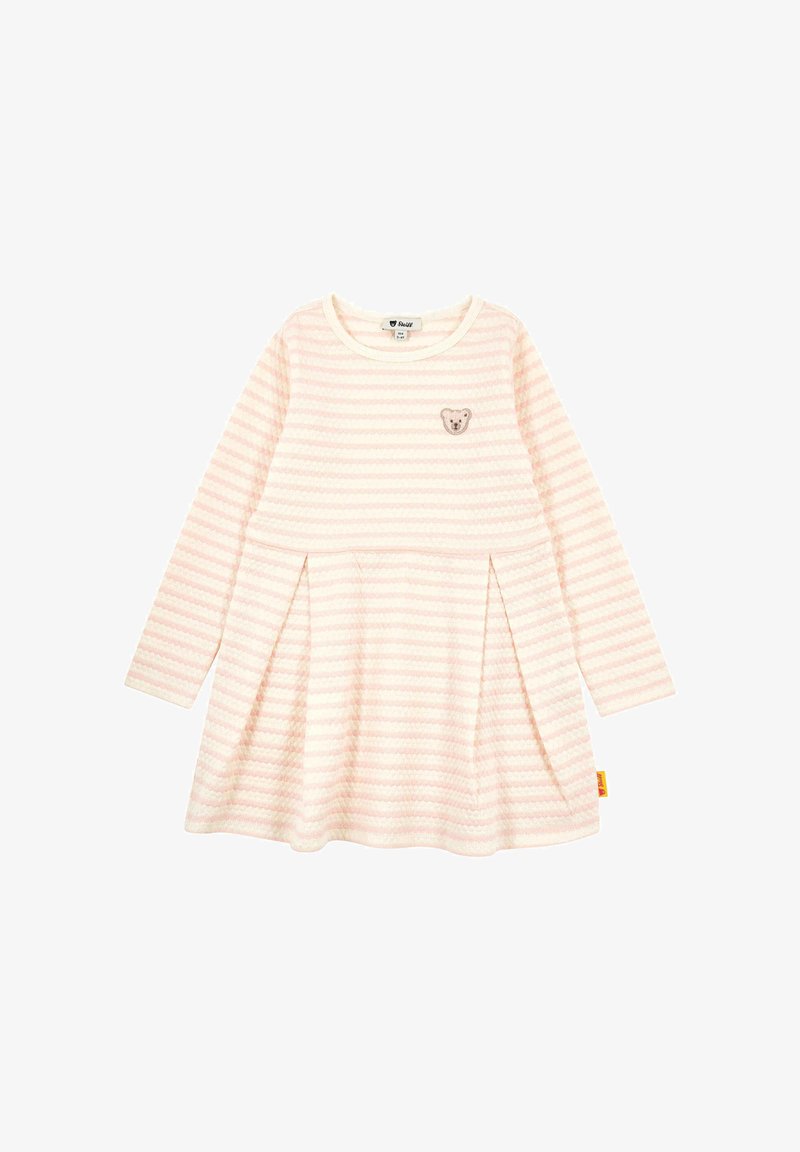 Robe pour tout-petit à manches longues rayée rose et blanche avec un patch en forme de visage d'ours sur la poitrine et des plis sur la jupe.