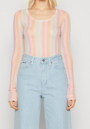 Top s dlouhým rukávem - light pink