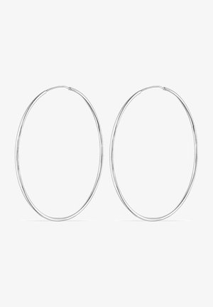 Orecchini a cerchio in argento con forma circolare, caratterizzati da una superficie liscia e lucida e da un profilo sottile, progettati per l'uso quotidiano.