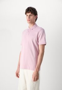 BOSS Polokošeľa - open purple