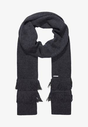 Écharpe tricotée gris foncé avec une texture côtelée et deux couches de franges à chaque extrémité, pliée en boucle.