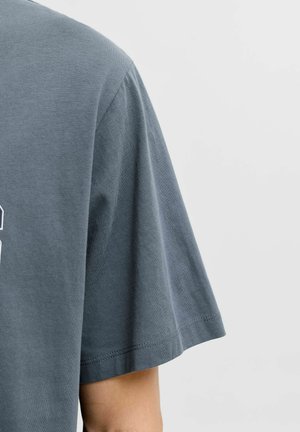 Jack & Jones, T-SHIRT PLUS SIZE LOGO T-SHIRT - Nyomott mintás póló - turbulence