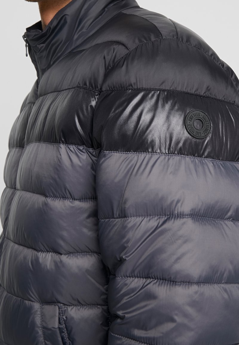 edc by Esprit Übergangsjacke black/schwarz (Pre-owned) Zalando - Main Image