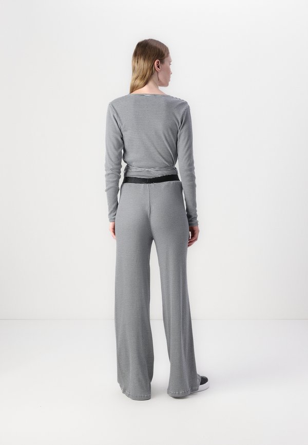 STRIPE PANTS - Trousers3