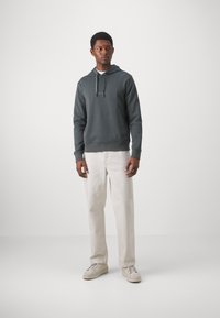 Armani Exchange Jersey con capucha - granite
