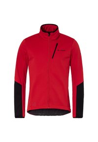 Veste softshell rouge avec une fermeture éclair à l'avant. Présente des accents noirs sur les manches et le col. Fabriquée en tissu flexible et texturé.