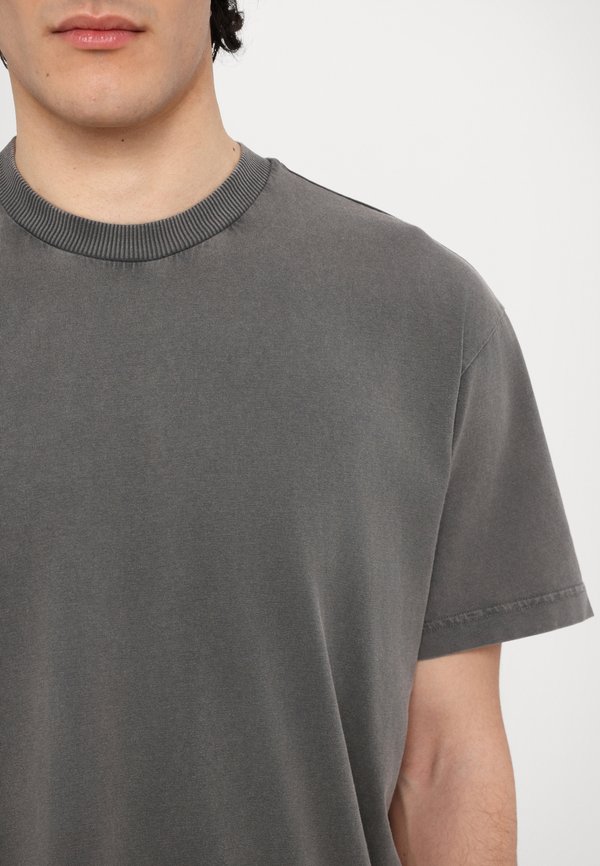 CLASSIC UNISEX - Basic T-shirt - antracite2