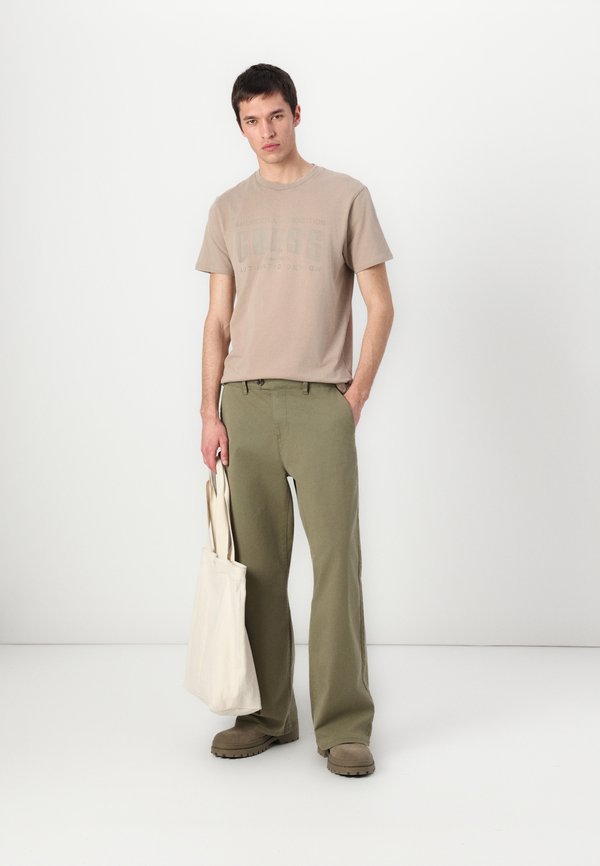 TRADITION TEE - Print T-shirt2