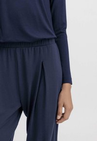 hessnatur SCHLAF REGULAR PURE FLOW AUS - Pyjama bottoms - dunkelblau