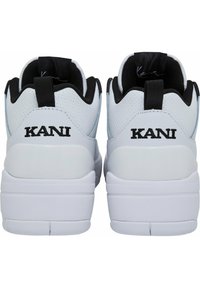 Karl Kani LOW V - Sportbačiai - white black