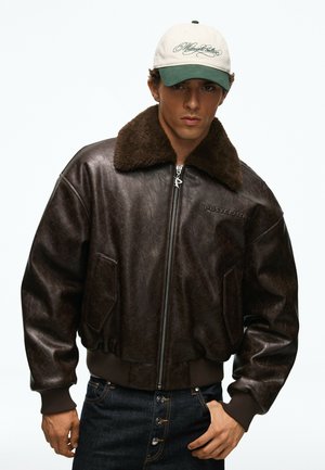 Bershka, FAUX LEATHER -JACKET - Blouson bomber - dark brown