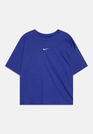 - T-shirt basic