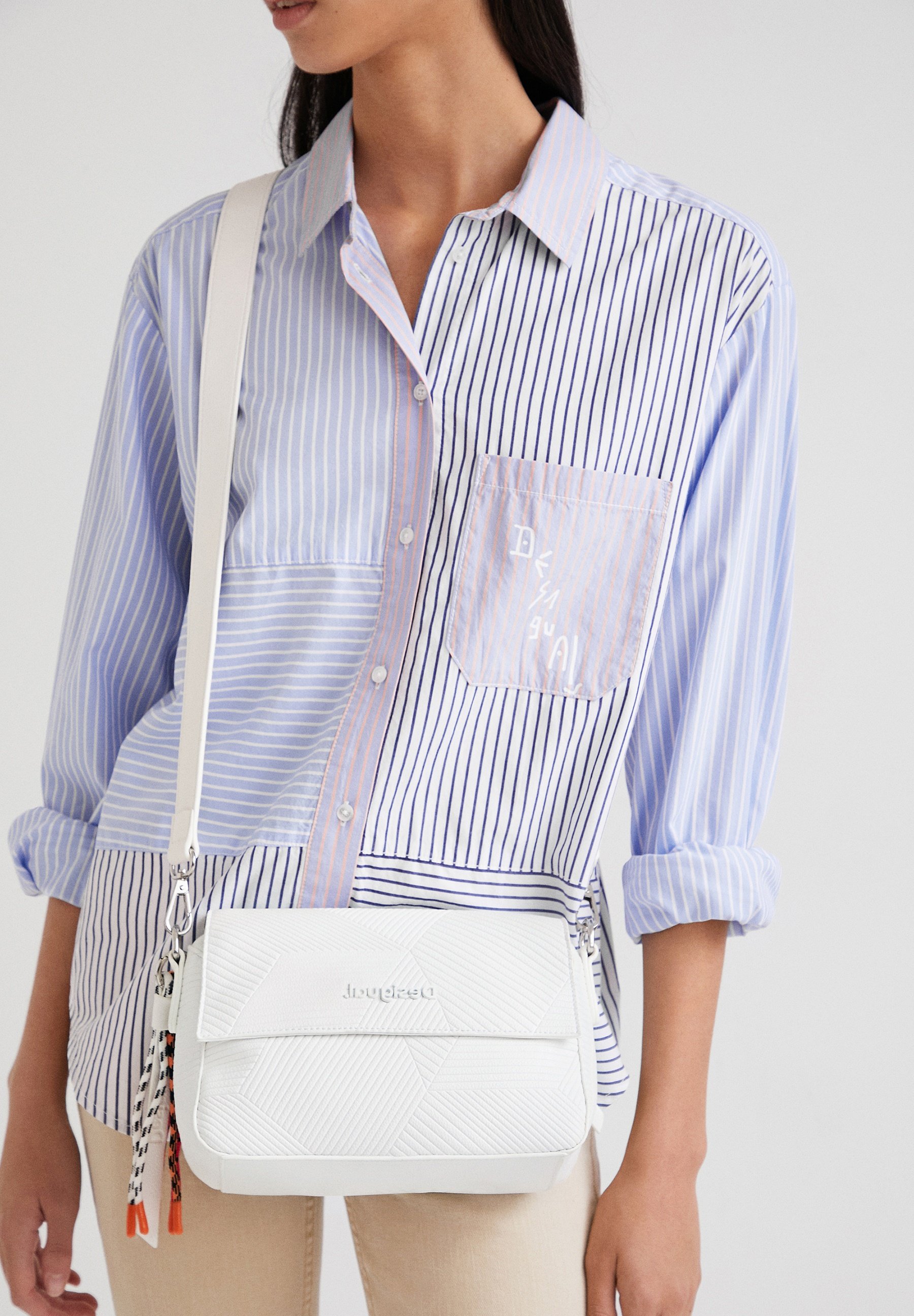 Desigual Bolso de mano - beige - Zalando.es