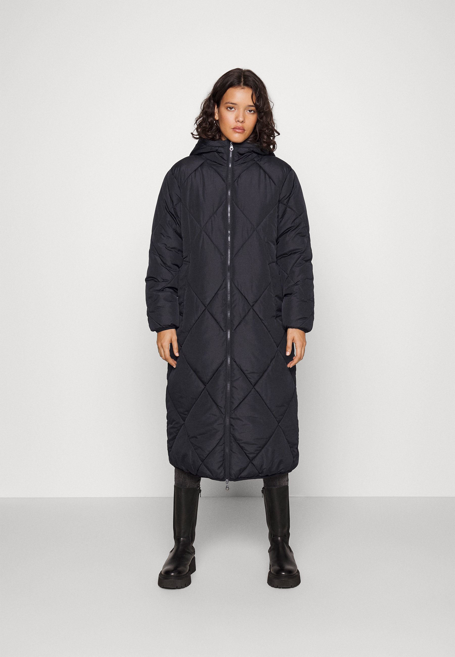 Cappotto Lungo Trapuntato Donna Button Down - Modello A-Line In Nylon