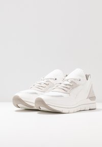 LOVE OUR PLANET by MARCO TOZZI Sneaker low - white/light grey