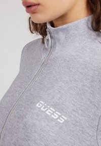 Guess Sweat zippé - light grey