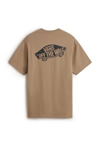 Hnědý bavlněný tričko se černým grafickým designem auta a textem „VANS OFF THE WALL“ na zadní straně. Krátké rukávy, kulatý výstřih.