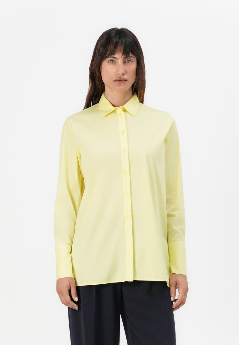 RIANI Overhemdblouse geel