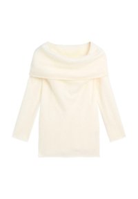 Kræmfarvet langærmet sweater med bredt foldet krave og en blød, cozy tekstur, lagt fladt på en hvid baggrund.
