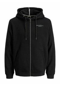 Felpa nera con zip realizzata in materiale morbido, con cappuccio regolabile, tasche frontali e un discreto logo bianco sul petto.