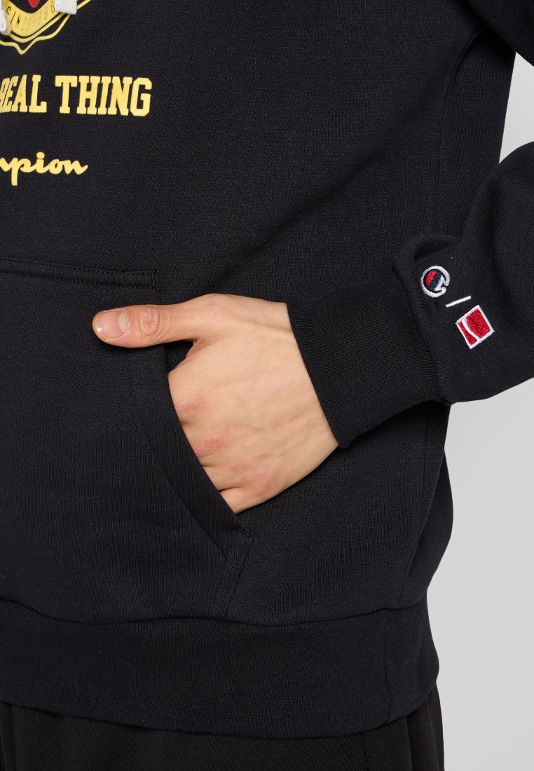 Kapuzenpullover