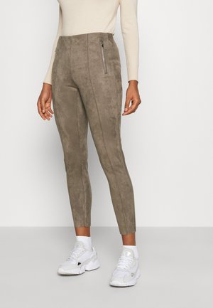 Legginsy