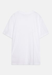T-shirt bianco in cotone con maniche corte, scollo rotondo e texture liscia. Nessun logo o motivo visibile. Vista posteriore semplice.