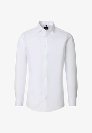 Hvid langærmet skjorte med knapper, klassisk krave og figursyet snit, vist forfra mod en ensfarvet baggrund.