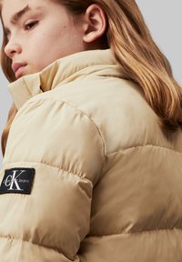 Calvin Klein Jeans ESSENTIAL PUFFER JACKET UNISEX - Vinterjakke - ck black