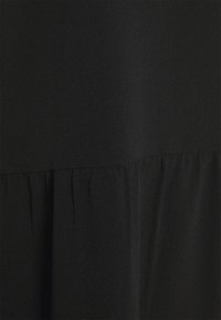 Thumbnail Image 7