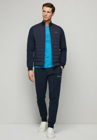 Hackett London QUILTED HYBRID  - Winterjas - navy