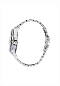 Orologio in acciaio inox lucido con lunetta blu e quadrante bianco texturizzato. Presenta una cassa arrotondata e un bracciale a maglie con chiusura.