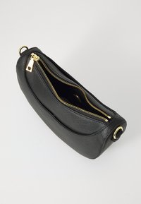 Love Moschino SWEET HEART - Τσάντα χειρός - nero