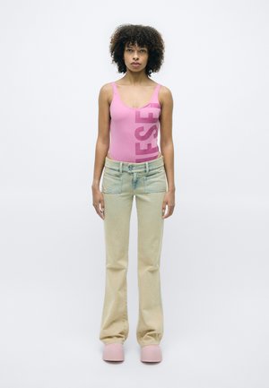 D-HUSH WITH EAGLE VARIATION - Bootcut jeans - bleach light overdye variation/frosty lavander