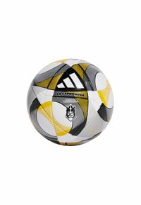 Pallone da calcio Adidas con pannelli bianchi e neri, con accenti gialli e motivi ondulati. Il testo include "LA CAPRICHOSA" e un design con emblema.