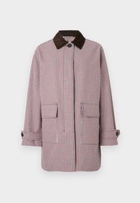 Καρό παλτό σε κόκκινο, λευκό και ναυτικό μπλε. Διαθέτει καφέ καστόρινο γιακά, δύο μπροστινές τσέπες και μανσέτες με κουμπιά.