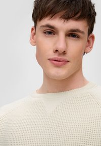 QS MIT RAGLANÄRMELN - Strickpullover - wollweiß