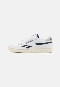 Reebok Classic - CLUB C REVENGE UNISEX - Zapatillas - white/off-white/dark blue Imagen en miniatura 1