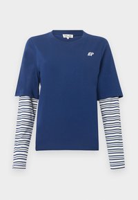 Επιλέχθηκε, derby blue