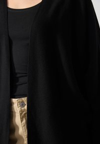 Anna Field Kardigan - black