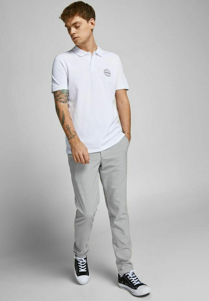 Herren Chinos | Jack & Jones Chino grigio/grau - ST20155 Herren Chinos | Jack & Jones Chino grigio/grau - ST20155