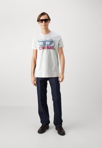 Diesel T-DIEGOR-K74 - T-shirts med print - white