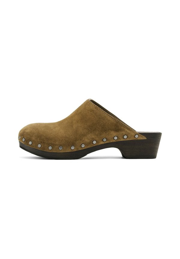 Clogs - camel