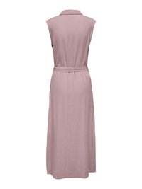 Robe midi mauve sans manches avec col et ceinture en tissu assorti, vue de dos sur fond blanc.