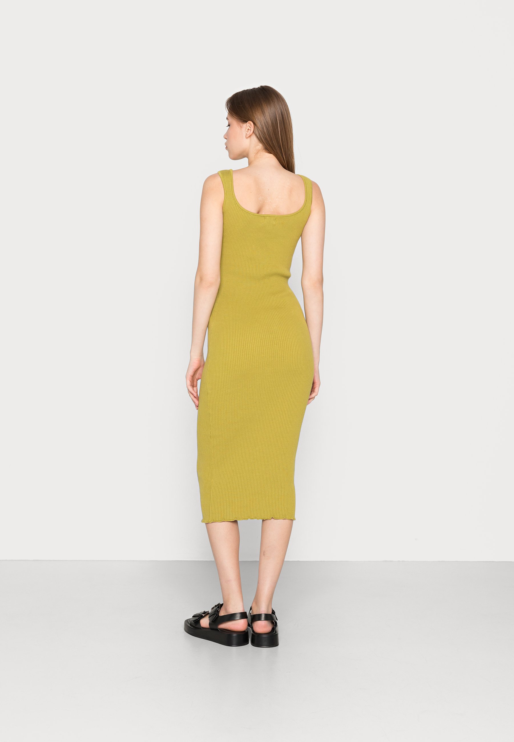 Glamorous SQUARE NECK BODYCON MIDI 