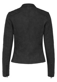 Giacca in pelle nera con un design aderente, caratterizzata da dettagli a coste sulle maniche, colletto aperto e polsini con zip.